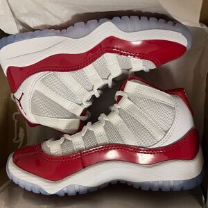 Air Jordan 11 Retro White Varsity Red Black 378039-116 Size 11c- 3y ps preschool